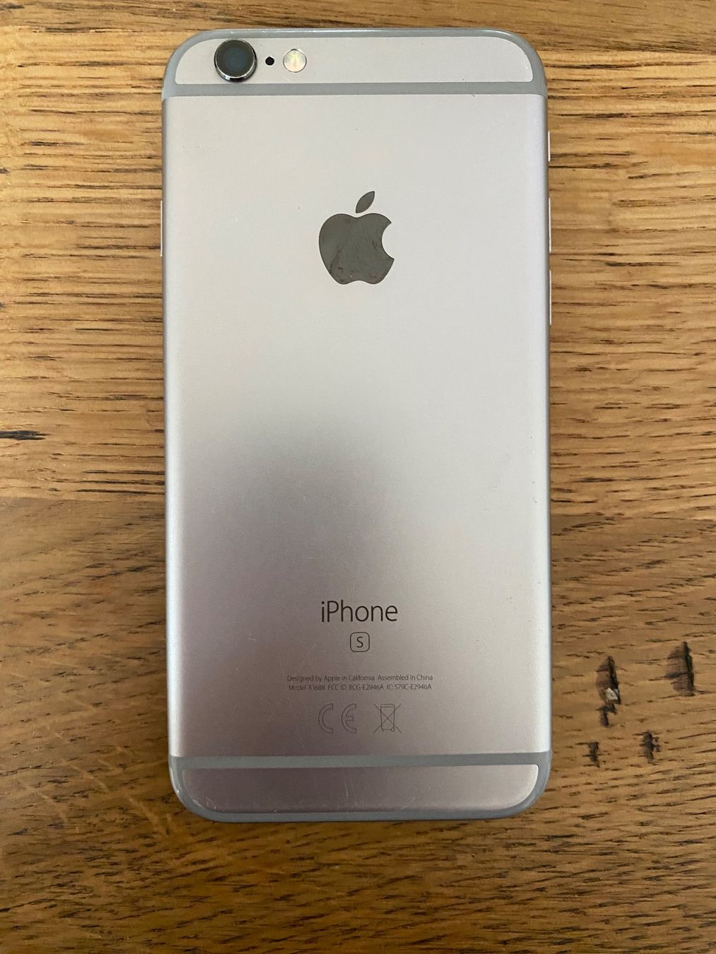 Apple Telefoni cellulari / Smartphones: iPhone 6s – Difettoso da Adliswil venduto da Busys 1