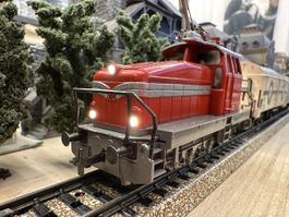 Märklin 3044 EA 800 Werkslok mit 2 Kühlwagen