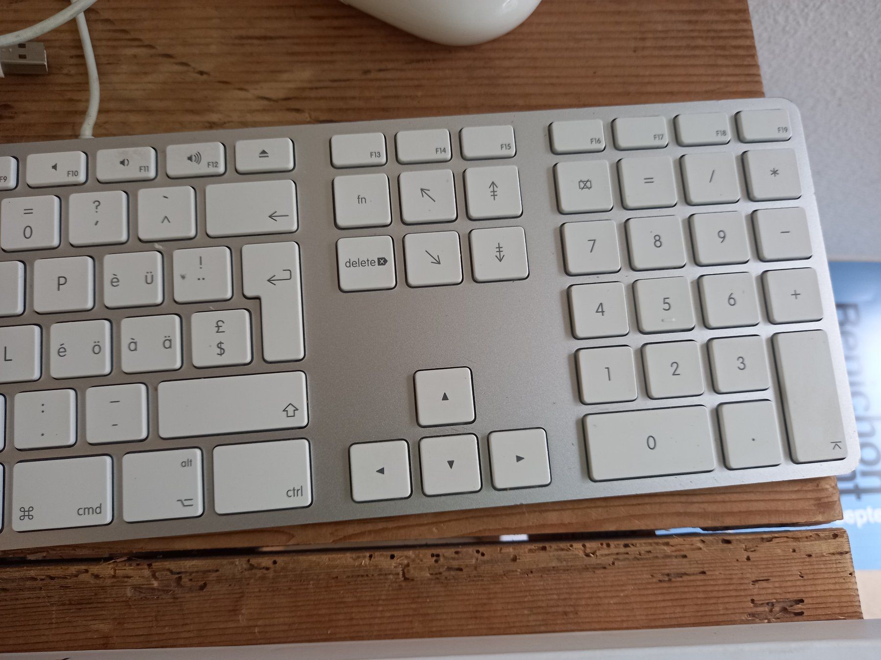 Apple Tastaturen: Apple Mac Tastatur Keyboard Model A1243 + Mouse A1152 – Gebraucht aus Romont FR von ventecomp 2