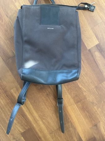 Rucksack MATT & NAT grau in schwarz guter Zustand