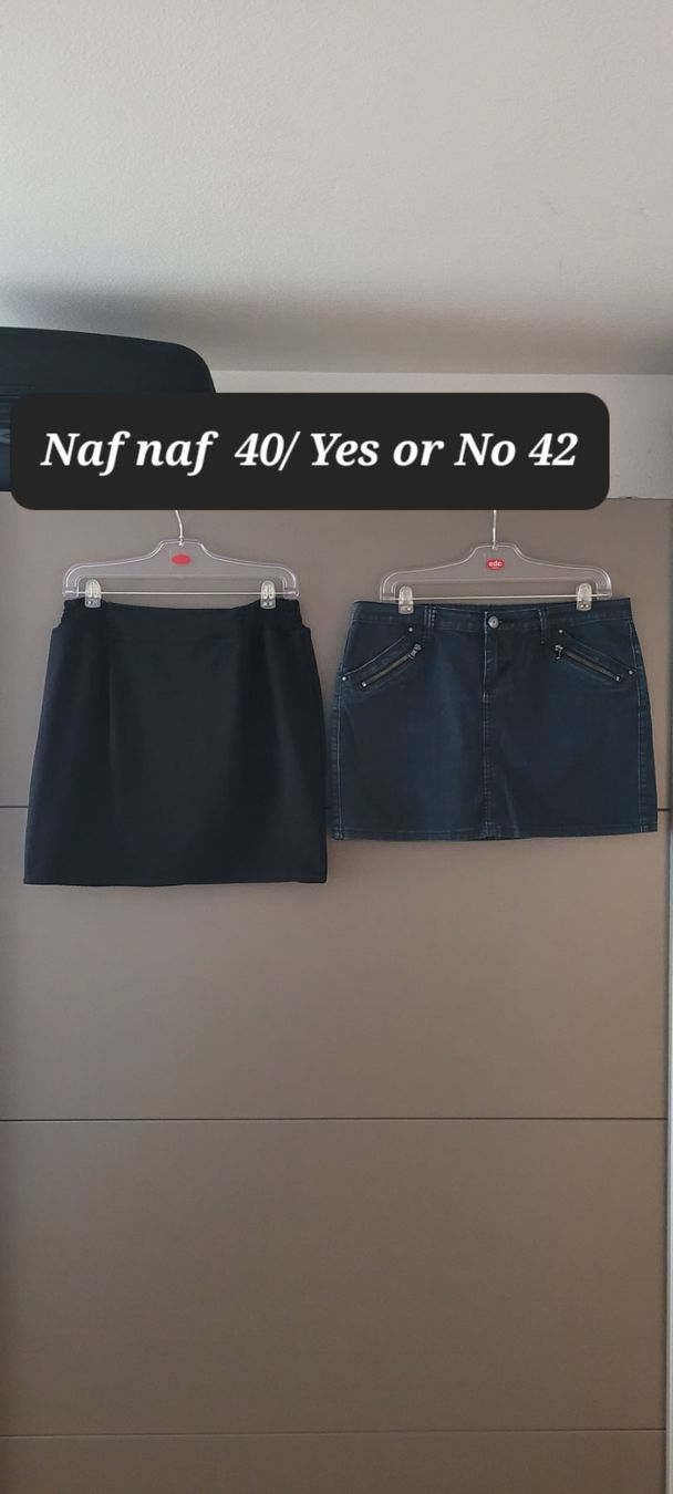 Nafnaf Jupes: 2 Mini Jupes Naf Naf texture & Yes or No – Neuf (Voir description) à Vevey par x_y_f