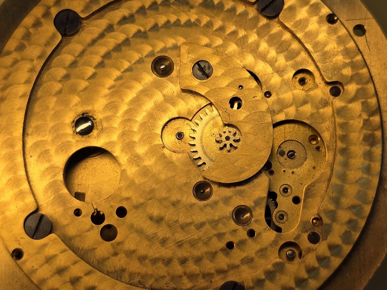 Gübelin Orologi da terra & Orologi da parete: pendule E. Gübelin Lucerne - Pièce rare! – Usato da Grand-Lancy venduto da Montre-Swiss 4