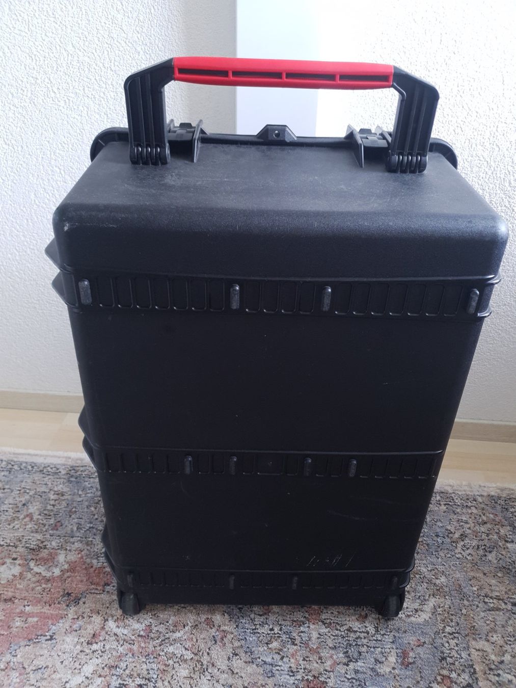 Reisekoffer: HPRC2780W  KUNSTHARZKOFFER – Gebraucht aus liestal von Traxxas.Summit- 5