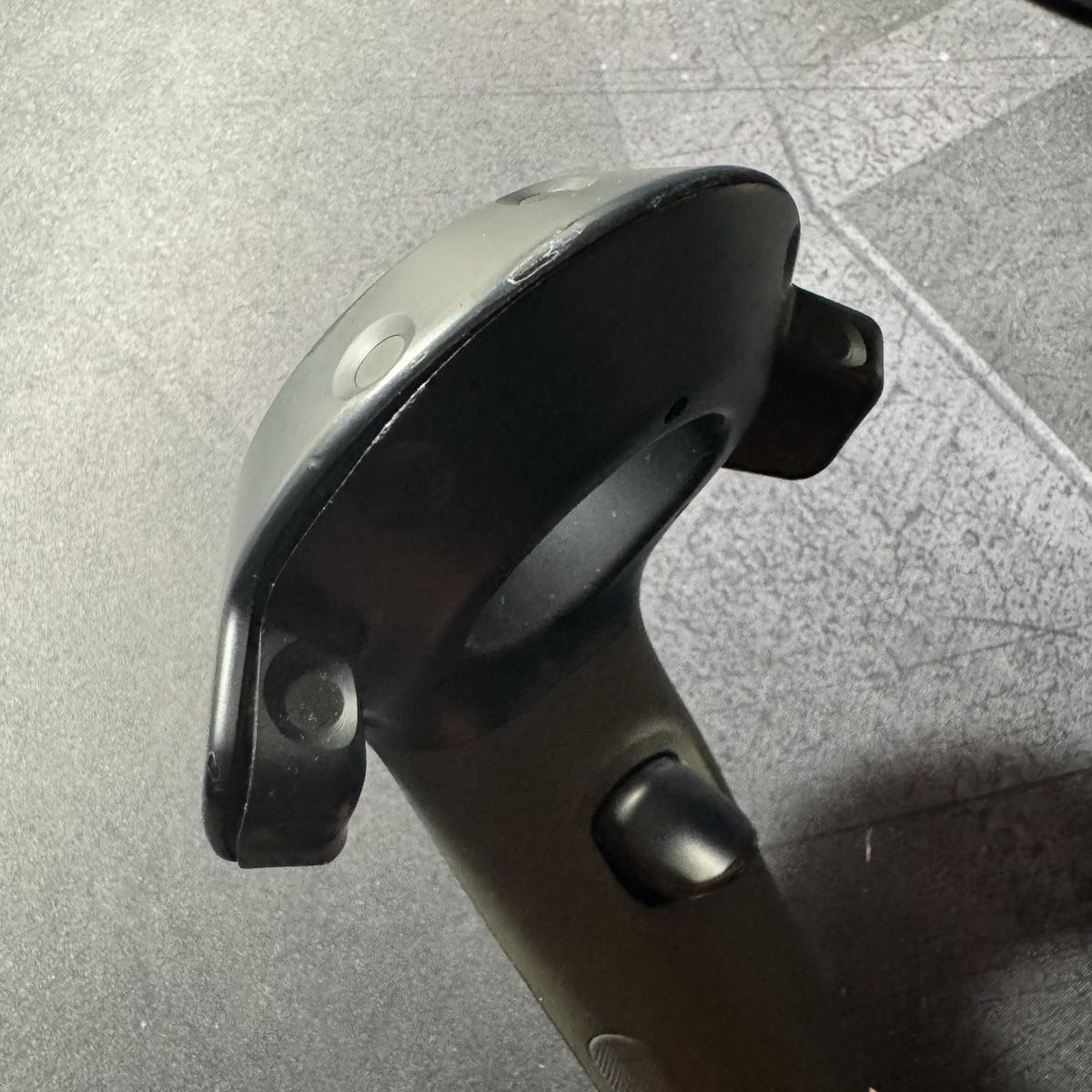 HTC Casco VR: HTC Vive VR Kit Complete + Base Stations + Controllers – Usato da Fétigny venduto da nit_p86f 5