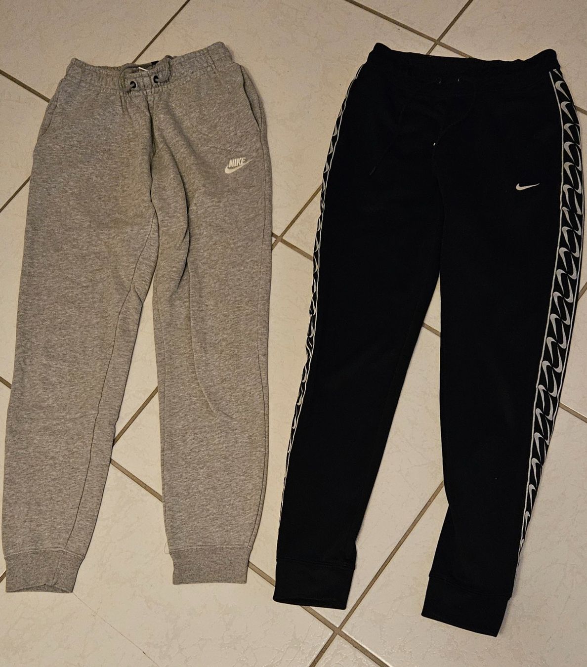 Nike Pantalons: Trainerhose Nike gr. xs – D'occasion à Wohlen AG par france19m