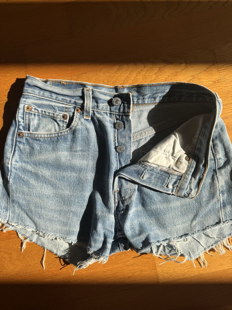 Levi's Jeans: Schöne vintage levis Jeans shorts – Usato da Adliswil venduto da Vina 3