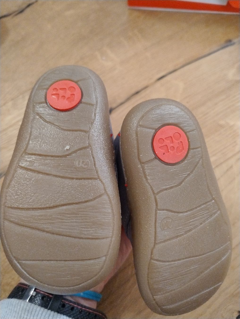 Scarpe per ragazzi: Pololo Lauflernschuhe Gr. 20 – Usato da Heerbrugg venduto da Rusta 1