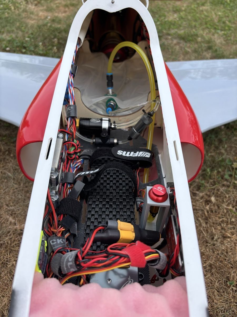 E-Flite Modellismo RC: SebArt mini BaeHawk mit KingTech K45G4+ Turbine plus 4 Akkus – Usato da Neuenegg venduto da Puerror 2