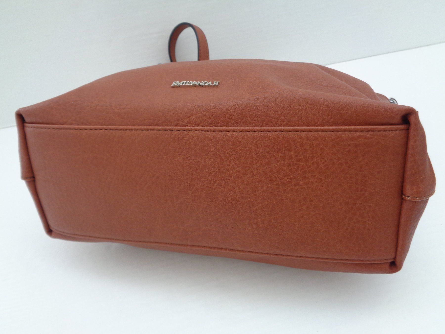 Borse da donna: 2 Emily u. Noah Design Taschen – Usato da Chur venduto da omonia 3
