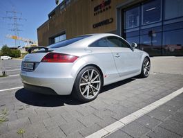 Audi TT 2.0 T Coupé – 200 PS | 6-Gang | 8-fach bereift
