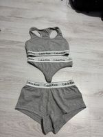 Ensemble lingerie Calvin Klein gris trois pièces 