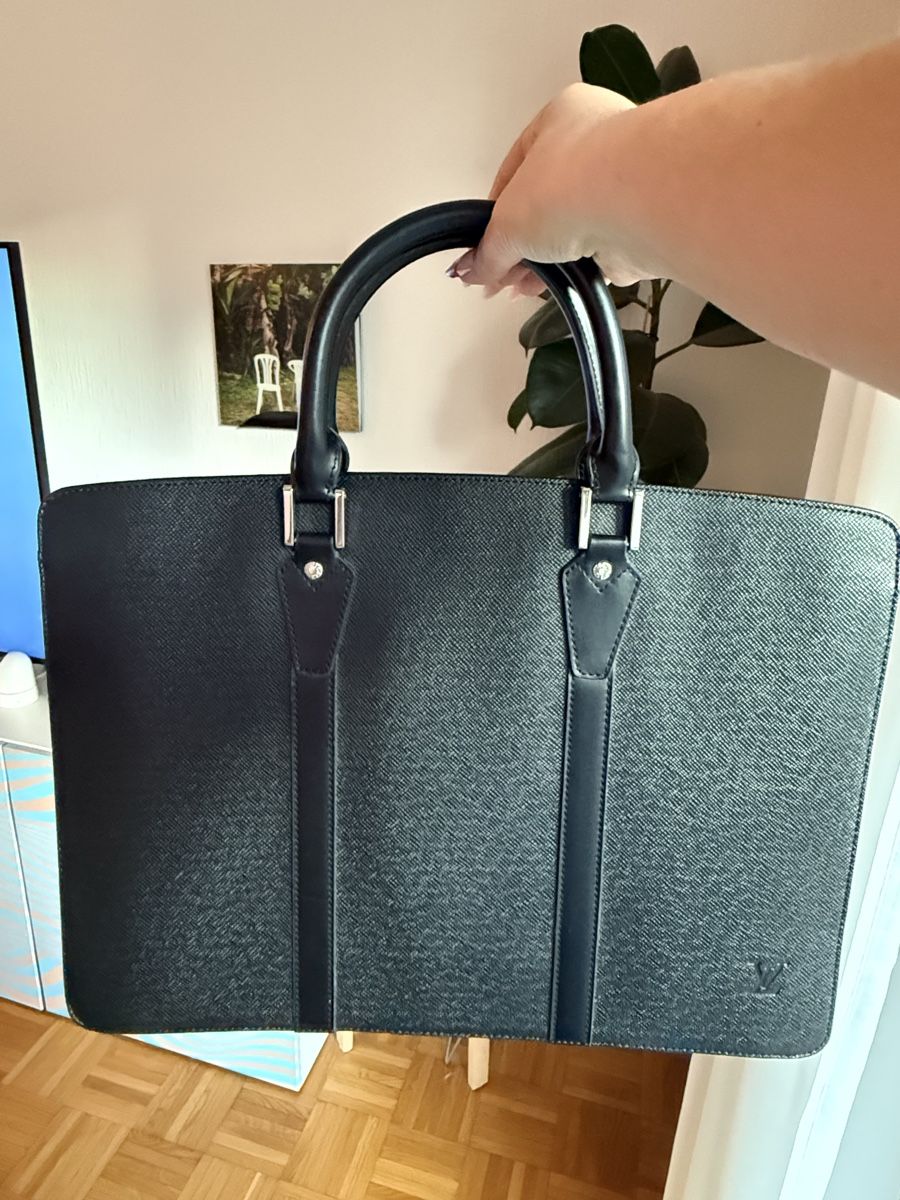 Louis Vuitton Koffer & Taschen: Porte document  – Neu (gemäss Beschreibung) aus Renens VD von ine_mwk8