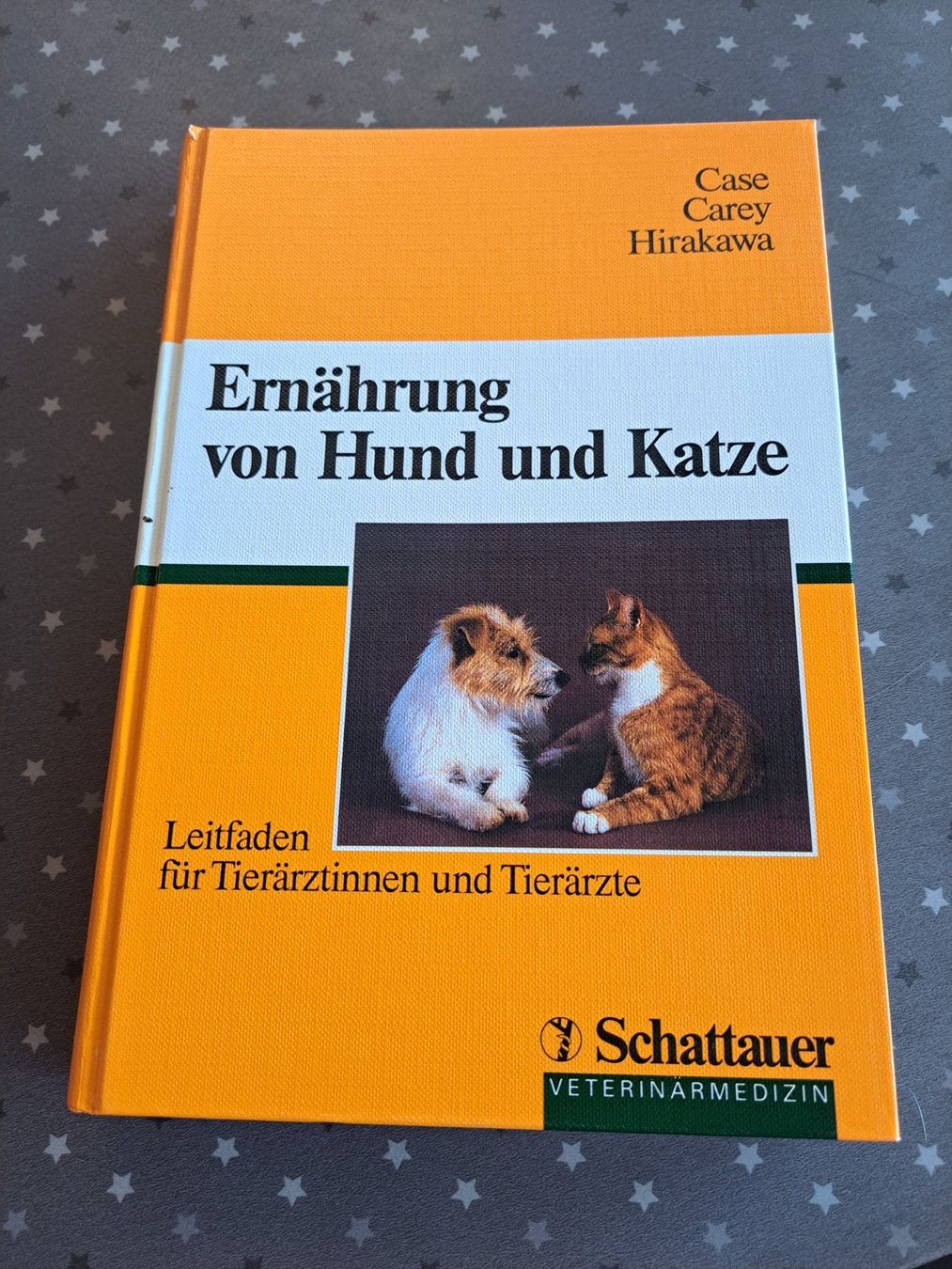Libri: Ernährung von Hund und Katze – Nuovo (secondo la descrizione) da Ulisbach venduto da Duna5