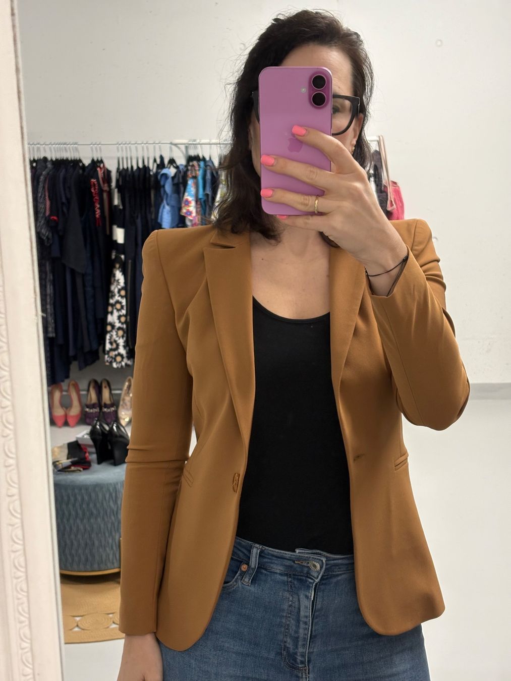 Giacche: Rinascimento Blazer XS camel elegant – Nuovo (secondo la descrizione) da Regensdorf venduto da secondchancefashion 1