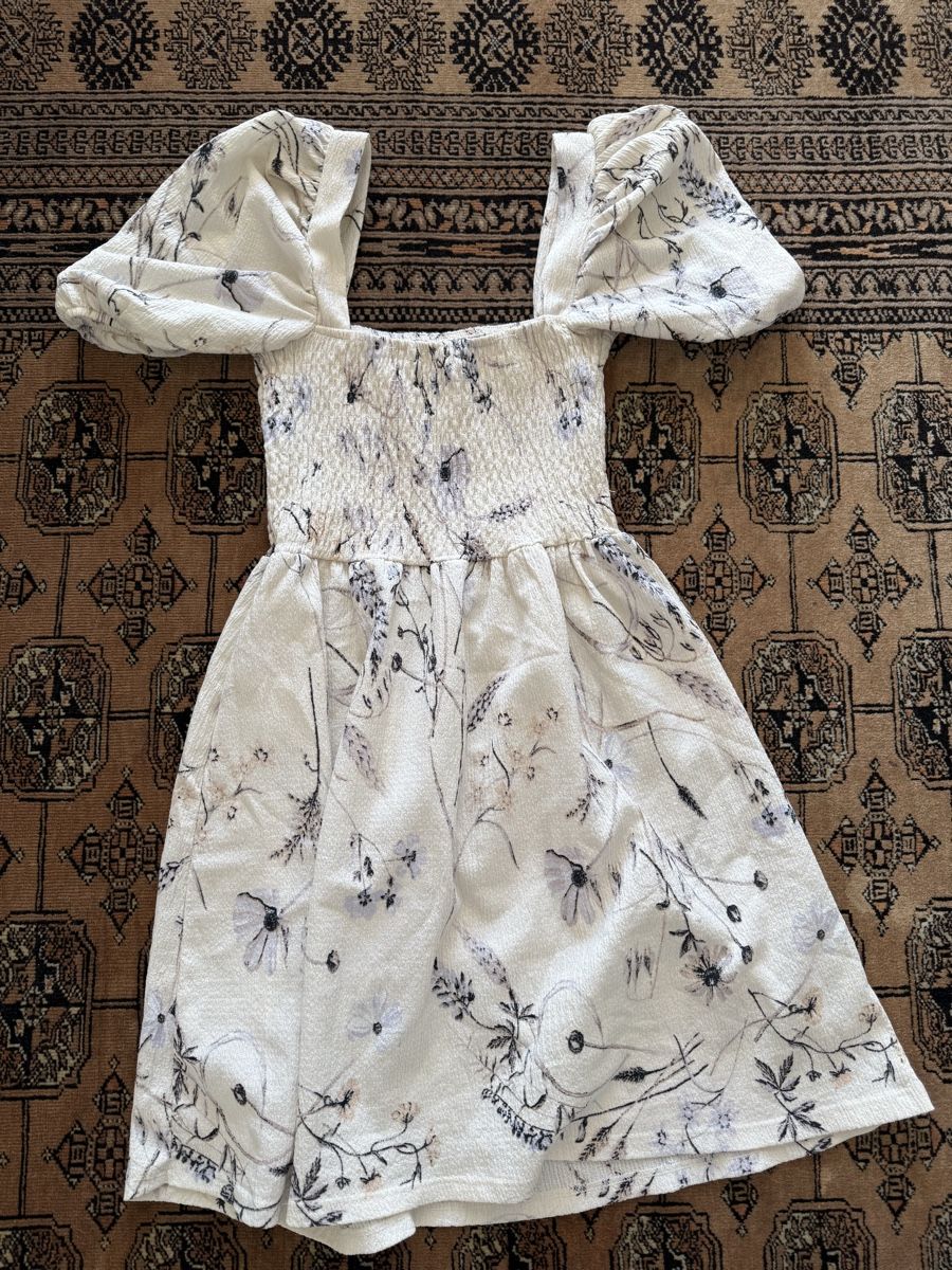 H&M Kleider: Sommerliches H&M Kleid mit Blumenmuster – Gebraucht aus Locarno von Ery02 1