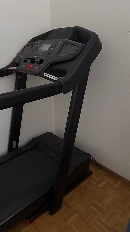 Hometrainer: Tapis de course – Usato da Hauterive NE venduto da dan_ltr8 1