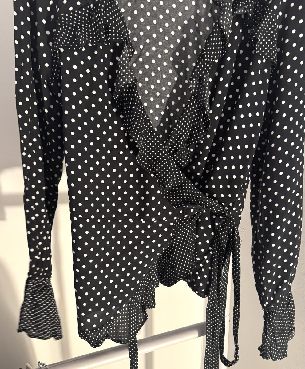 H&M Camicette: H&M polkadot blouse  – Nuovo (secondo la descrizione) da Zürich venduto da di_archive 5