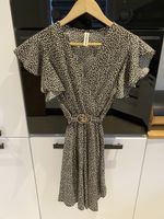 Robe d'été imprimé fleuri noir et blanc