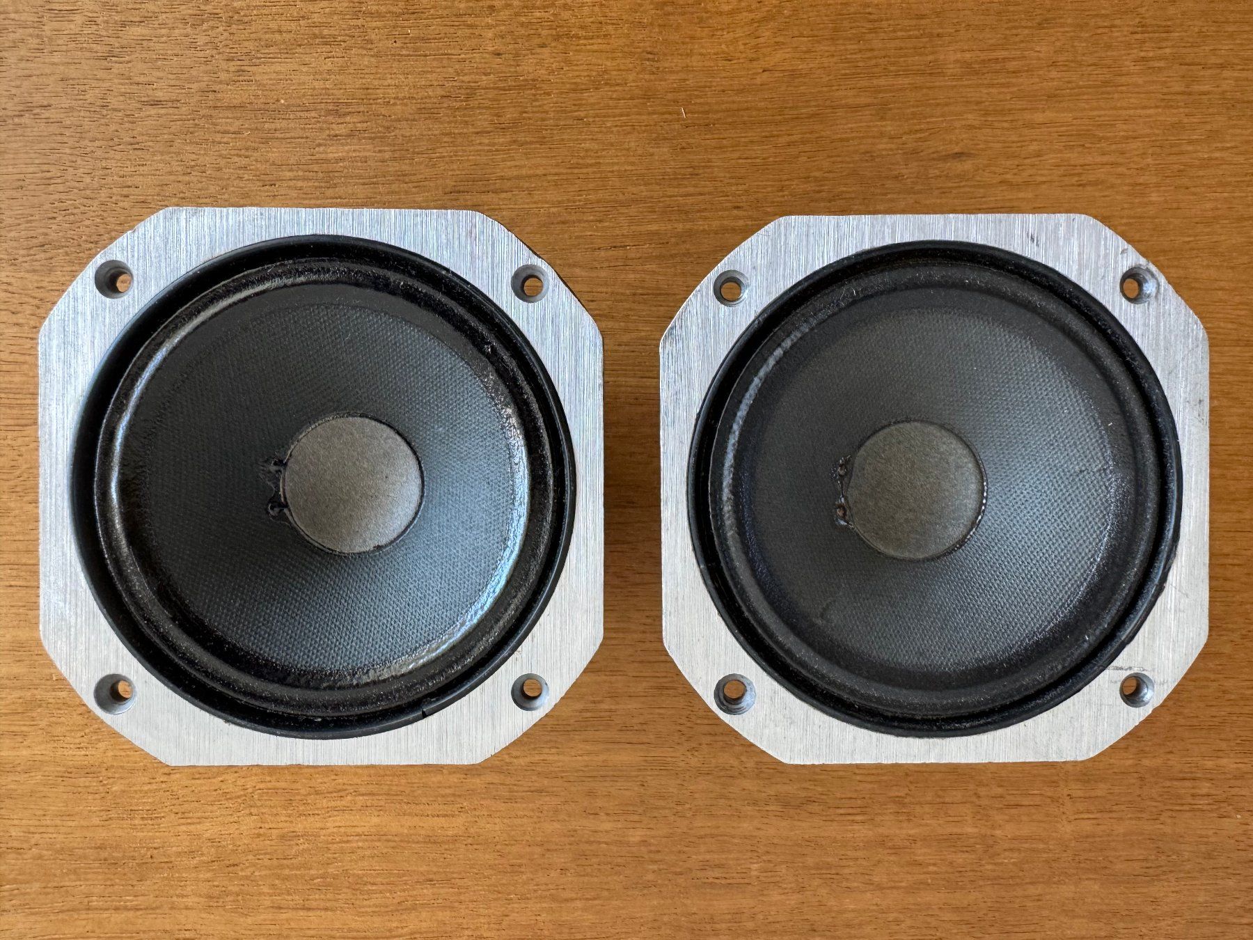 JBL Casse acustiche: JBL 2105 Mitteltonchassis – Usato da Dübendorf venduto da fabsnider