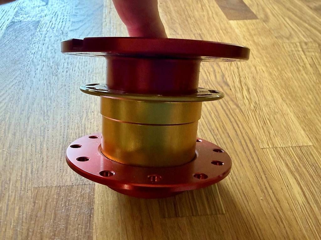 Tutti pezzi di ricambio auto: Moyeu volant OMP "quick-release" compatible toutes marques – Nuovo (secondo la descrizione) da Vufflens-la-Ville venduto da Chris911gt2 1