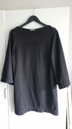 Schönes Kleid von COS Grösse 34