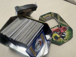 Pokemon Sammelkarten Set in Metallbox gebrauchter Zustand