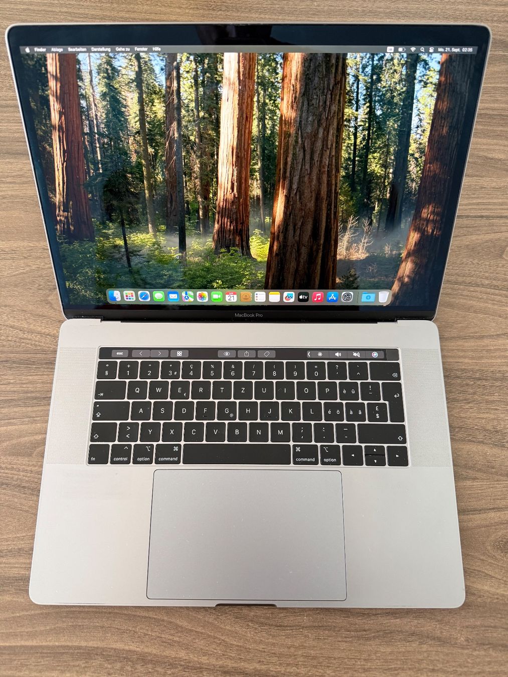 Apple Notebook: MacBook Pro mit Touch Bar Mid 2018 15-Zoll – Usato da Unterengstringen venduto da HeKasa 1