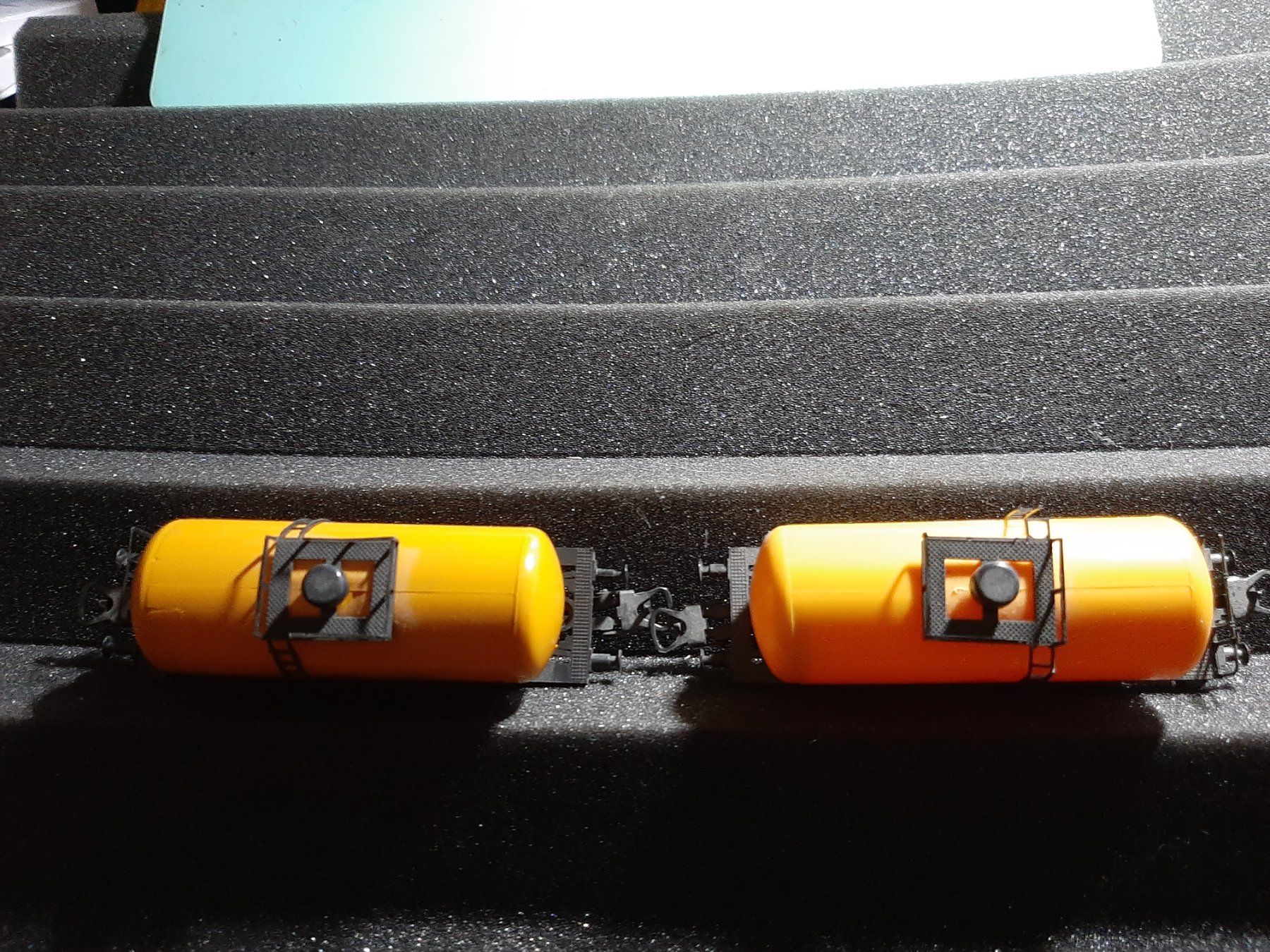 Lima Trains électriques: LIMA SHELL 2 PIECES REF.21 – D'occasion à Avully par RIVALIS 2
