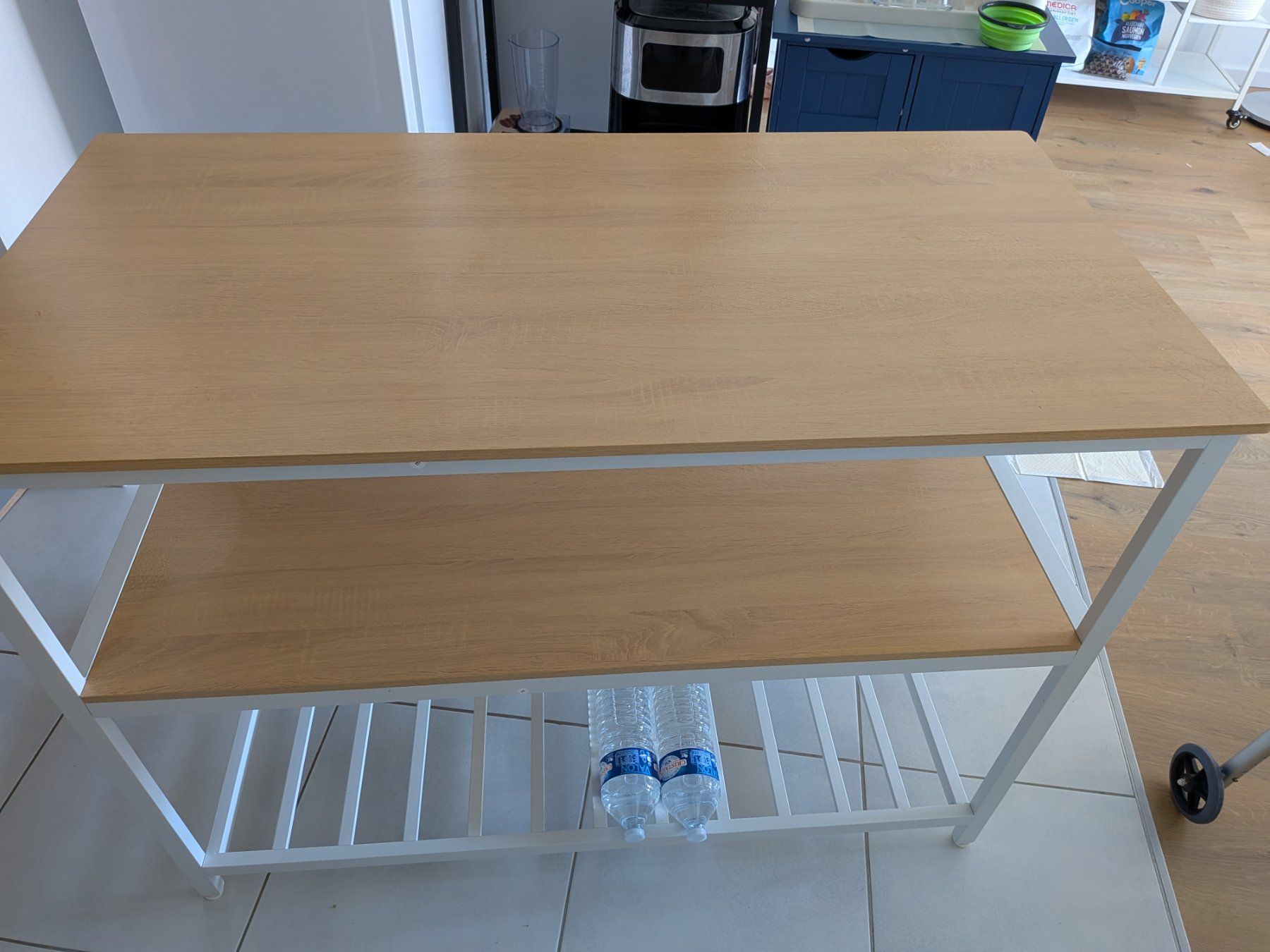 Tavoli: Kitchen Island with Large Worktop , basteltisch – Usato da Basel venduto da fla_7flq