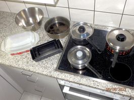 Konvolut mit Kochtöpfen, Back- Auflaufformen und Schüssel