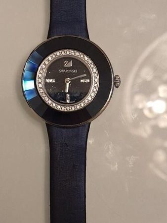 Swarovski Uhr Original blau NEU