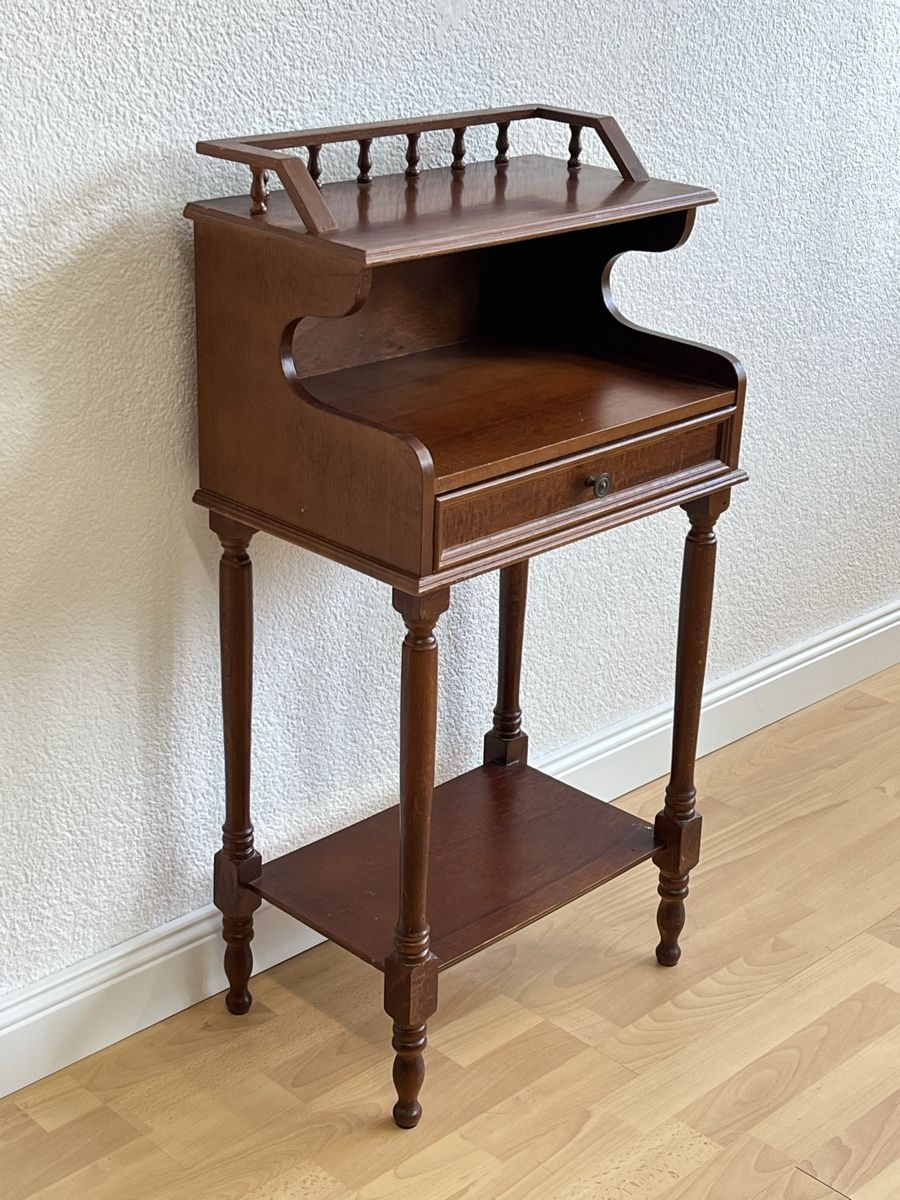 Tische: Vintage Telefontischli aus Holz – Gebraucht aus Horgen von Grizzly83 9