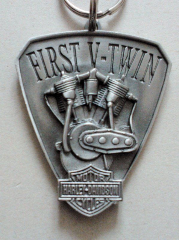 Portachiavi: Schlüsselanhänger HARLEY DAVIDSON FIRST V-TWIN – Nuovo (secondo la descrizione) da Schinznach-Bad venduto da Chico_Bo