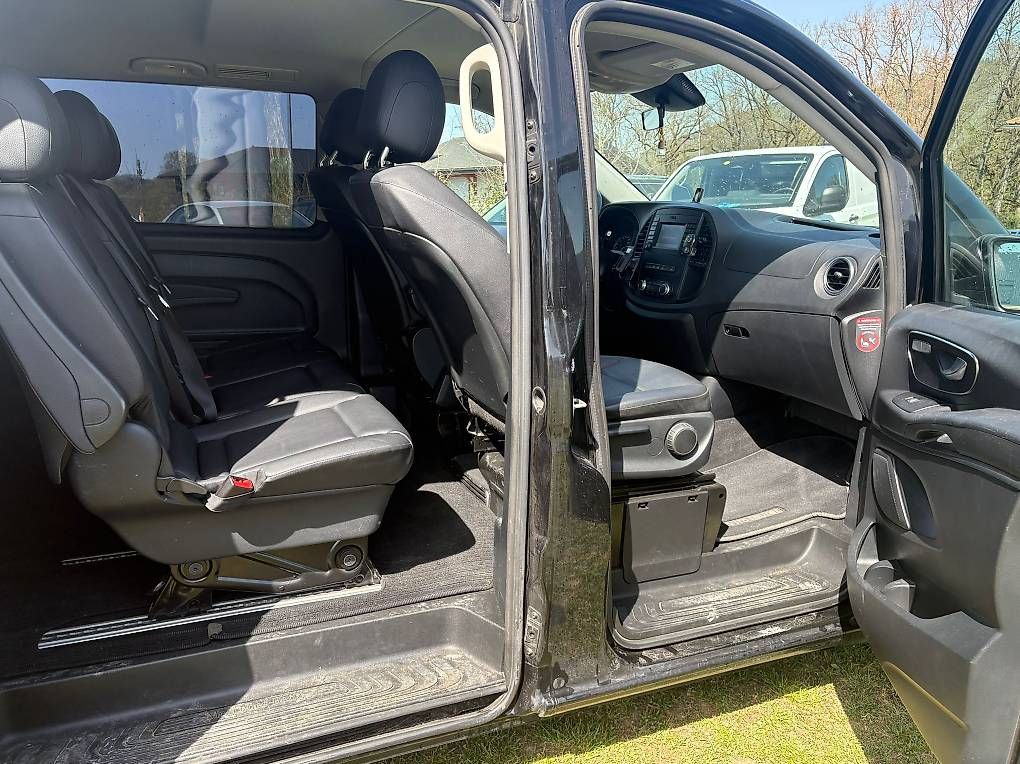 Automobili: Mercedes Vito Tourer Sélect L 4x4 – Usato da Vuadens venduto da dav_w6k7 2