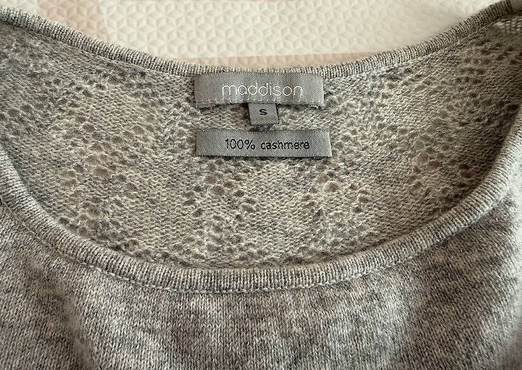 Maglioni & Felpe: 100% Kaschmirpullover grau – Usato da Sargans venduto da jenabek 3