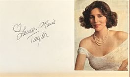 Lauren-Marie Taylor Autogramm signiert Karte m.Bild 8x13m