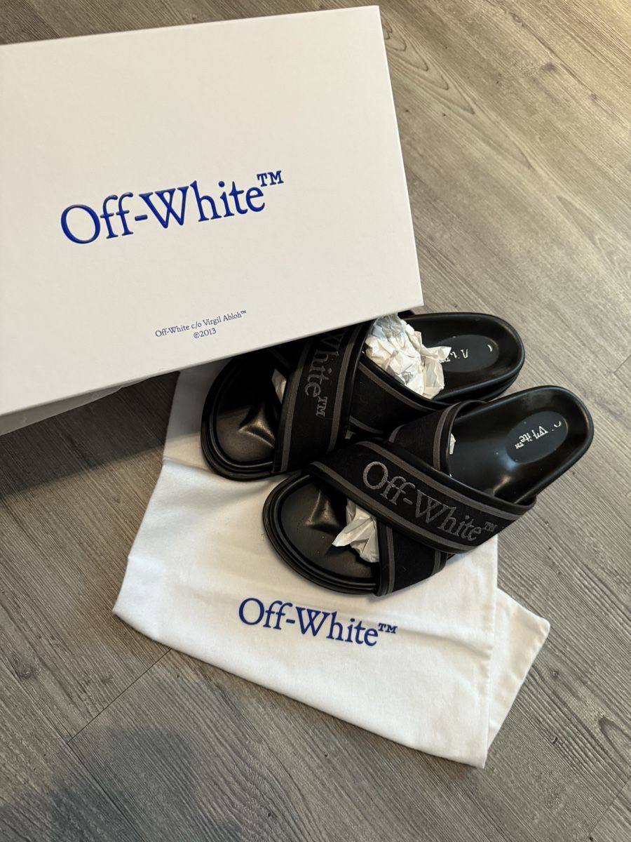 Off-White Scarpe da uomo: Off white leather sandalen pantoletten 43 – Usato da Giubiasco venduto da Darkemperor 3
