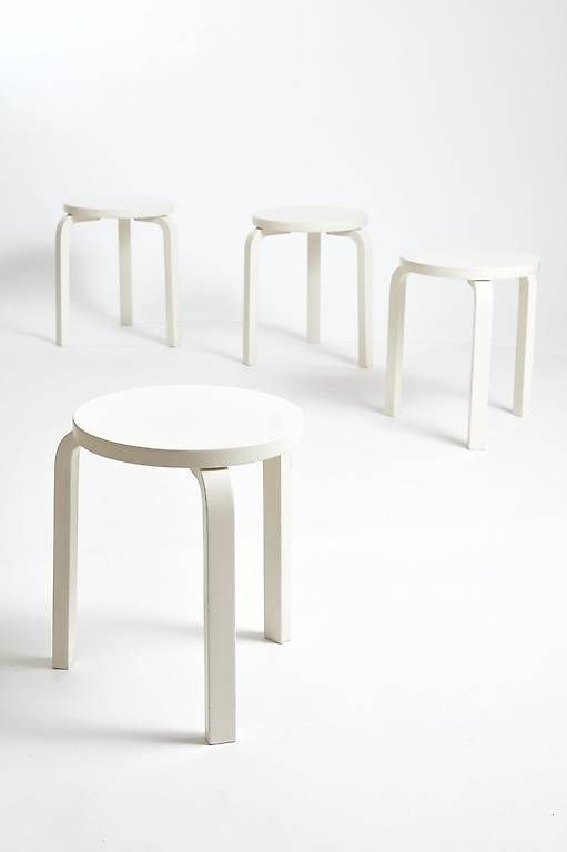 Sgabelli: Alvar Aalto Hocker  – Usato da Zürich venduto da IndividumCH 3