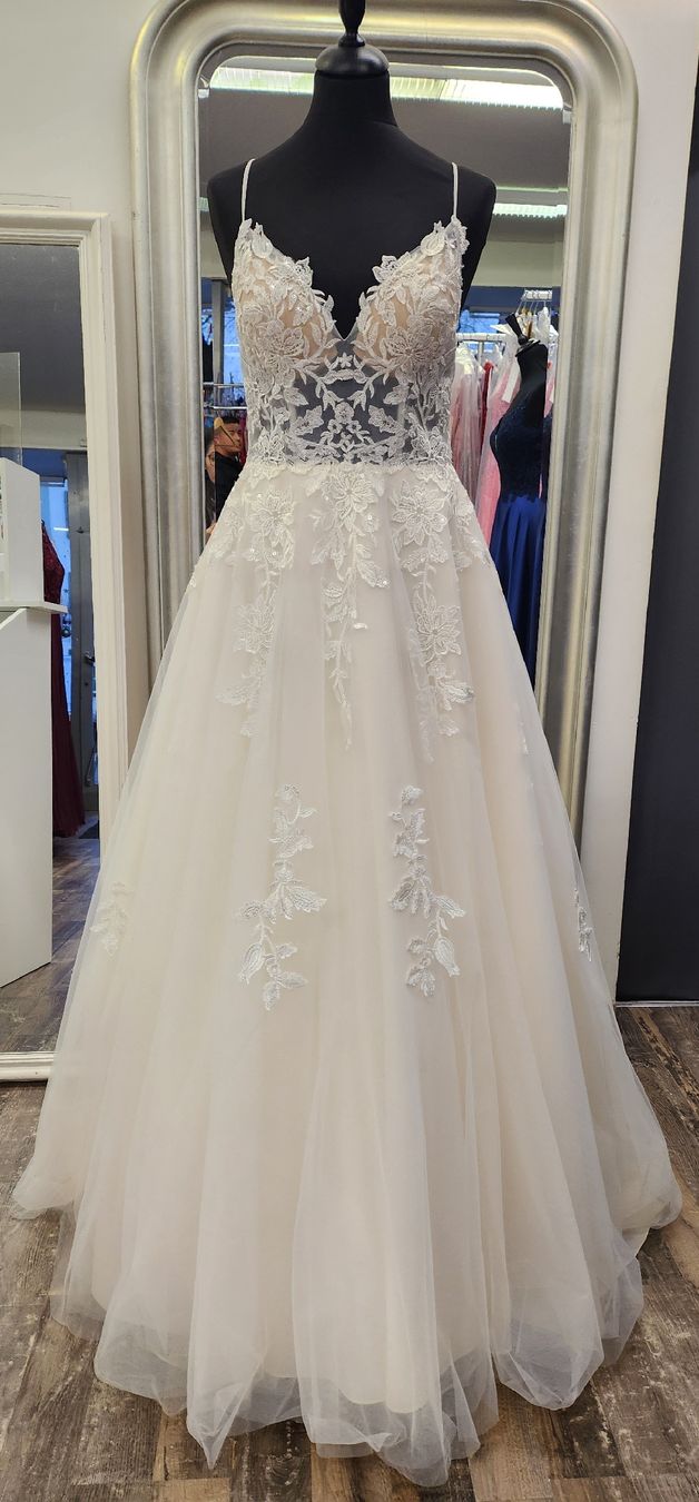 Kleider: Brautkleid – Neu (gemäss Beschreibung) aus Uster von VMT.