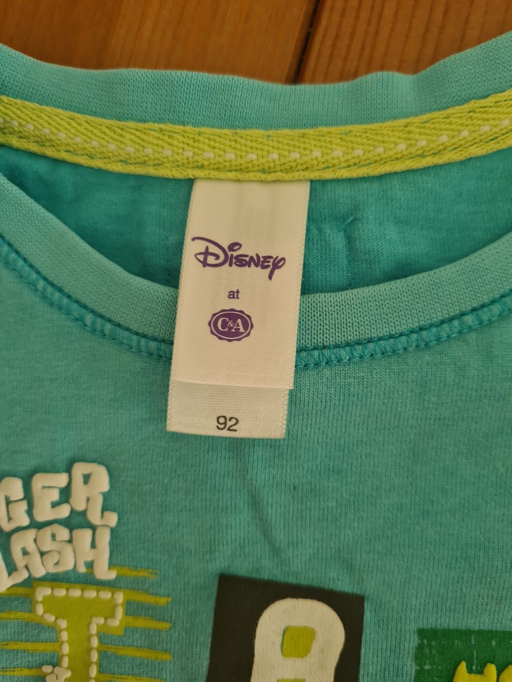 C&A Camicie, T-shirt & Polo: Kinder T-Shirt Disney  C&A Grösse 92 – Usato da Horw venduto da Mirii91 1