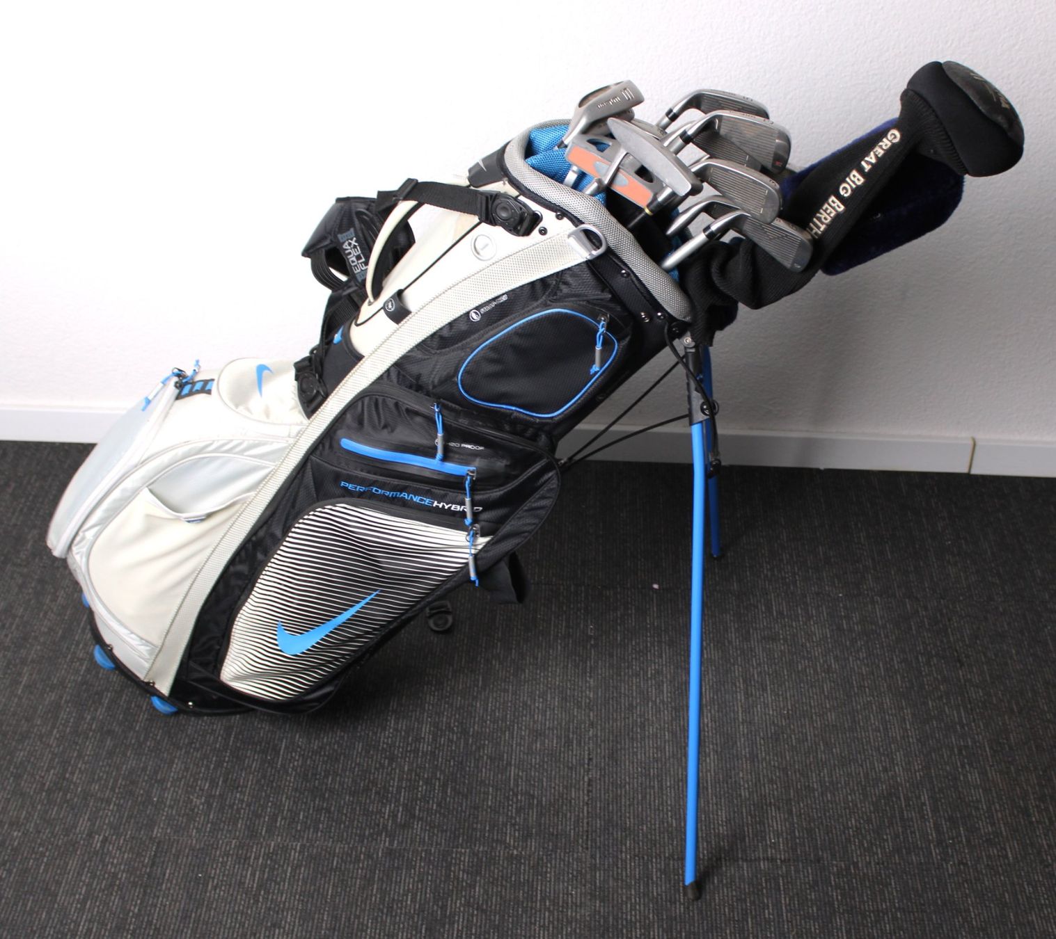 Schläger & Sets: Ein Golf Set mit Tasche von Nicke – Gebraucht aus Volketswil von brockipfannenstil 1