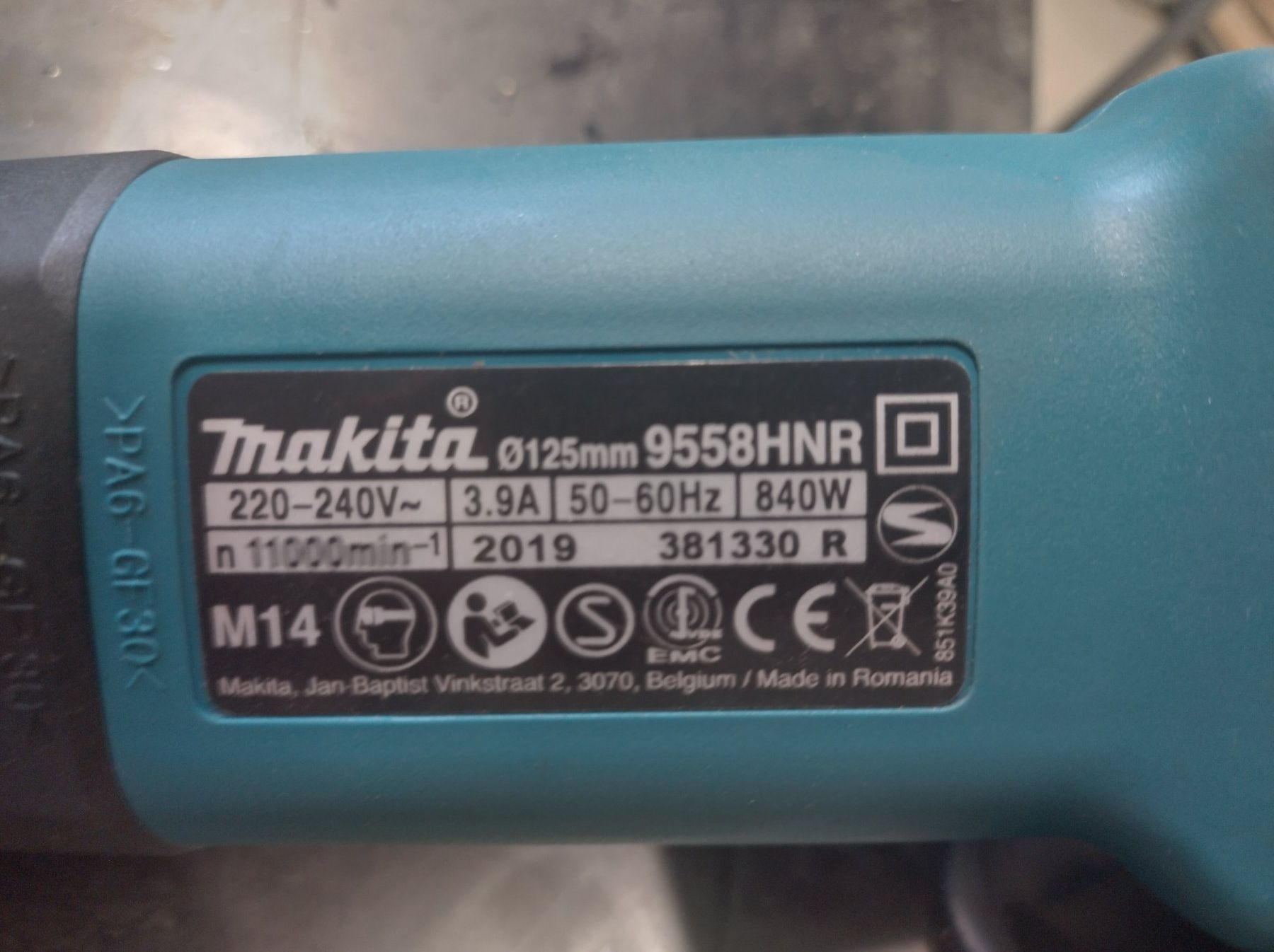 Makita Smerigliatrici & Lucidatrici: Schleifmaschine – Usato da Altbüron venduto da bestatter12 2