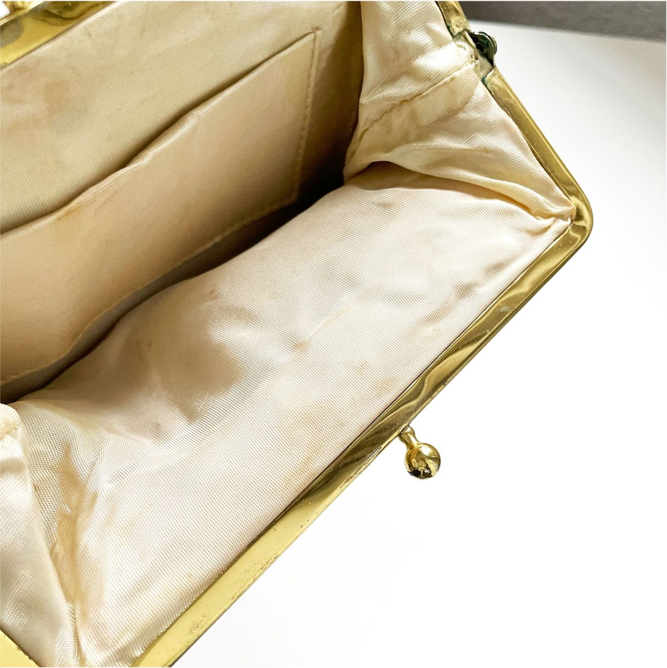 Borse da donna: Abendtäschchen Leder Gold VINTAGE 1970s – Usato da Brüttisellen venduto da Buxus 3