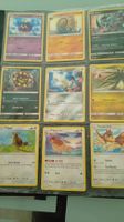 Set 12 carte Pokémon miste in buono stato di conservazione
