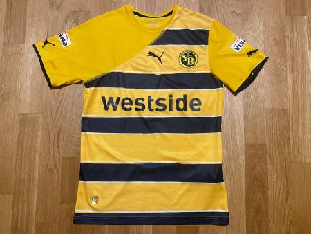 ORIGINAL BSC YOUNG BOYS BERN TRIKOT 2010/11 YB S