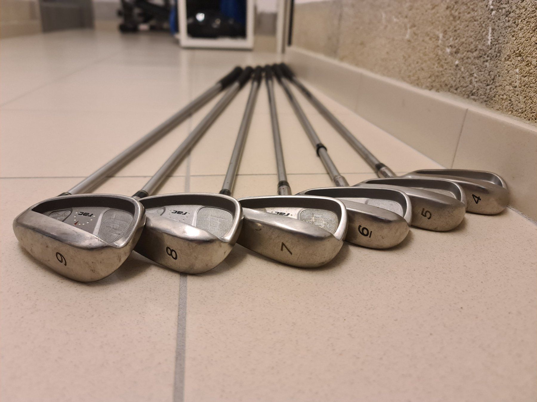 Taylor Made Schläger & Sets: TaylorMade Golf Set inkl. Tasche – Gebraucht aus Cugy von  1
