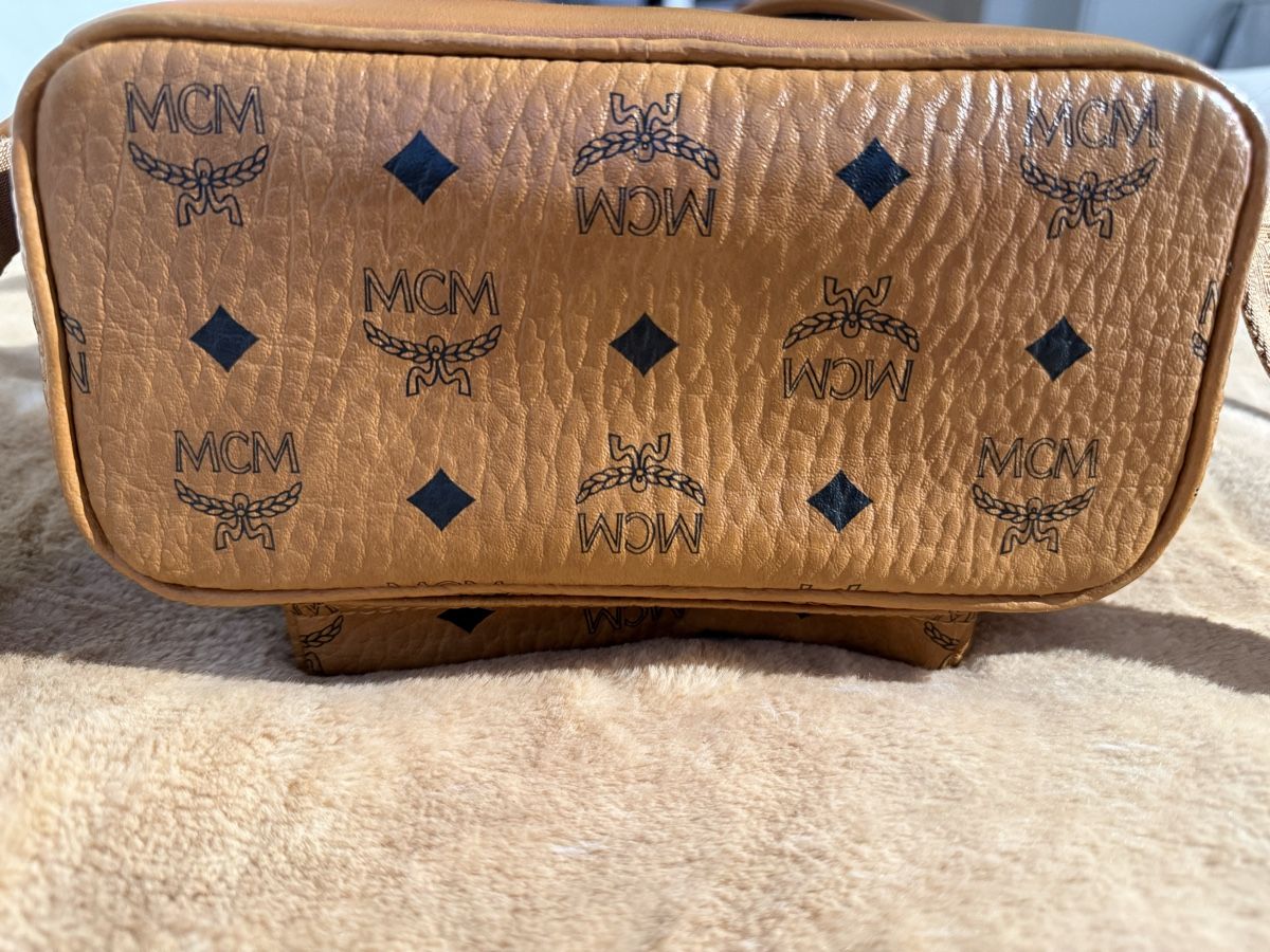 Mcm Zaini: Rucksack MCM – Usato da Schlieren venduto da ana_ribeiro19 6