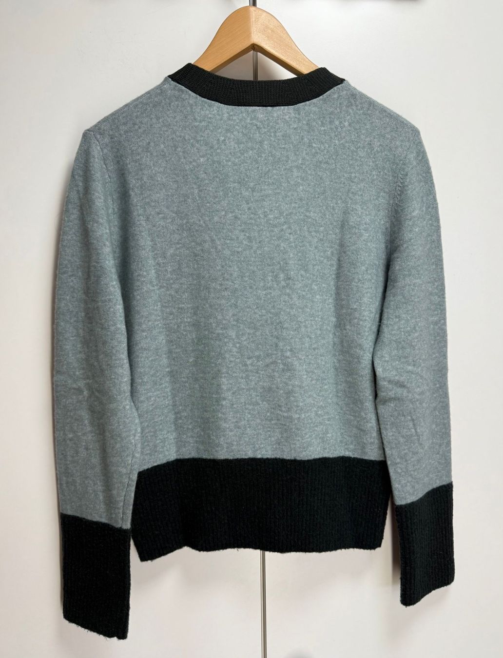 Cos Jacken: COS Strickjacke Damen Gr. S - 60% Wolle – Gebraucht aus Frauenfeld von LIL_NA 5
