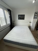 Bett mit Matratze 
