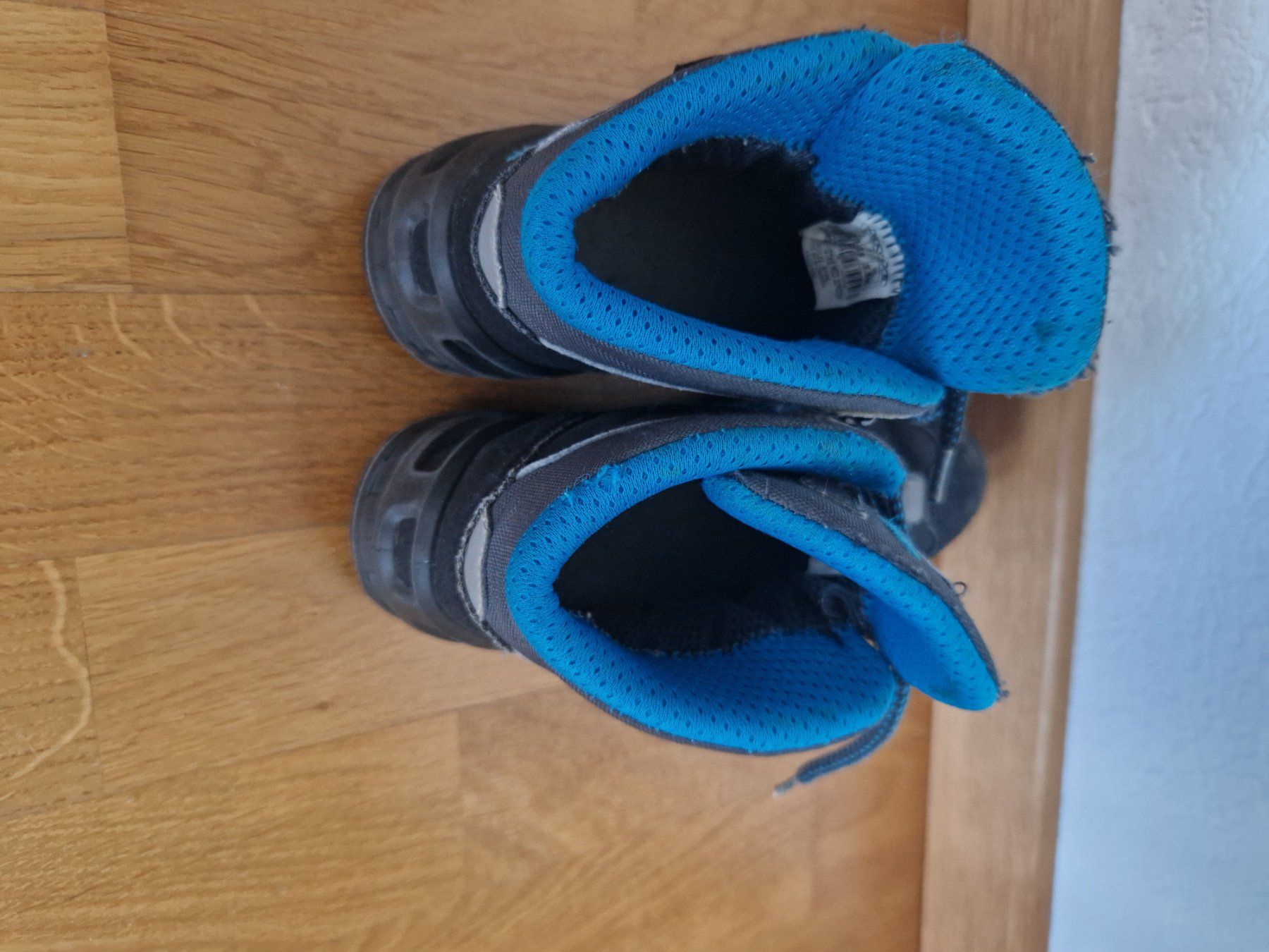 Lowa Scarpe per ragazzi: Lowa Wanderschuhe Approach GTX Mid Junior Gr.35 – Usato da Buchs Sg venduto da Valedi 4
